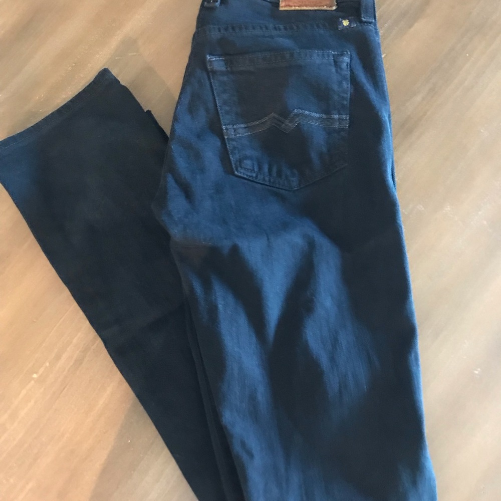 Lucky jeans